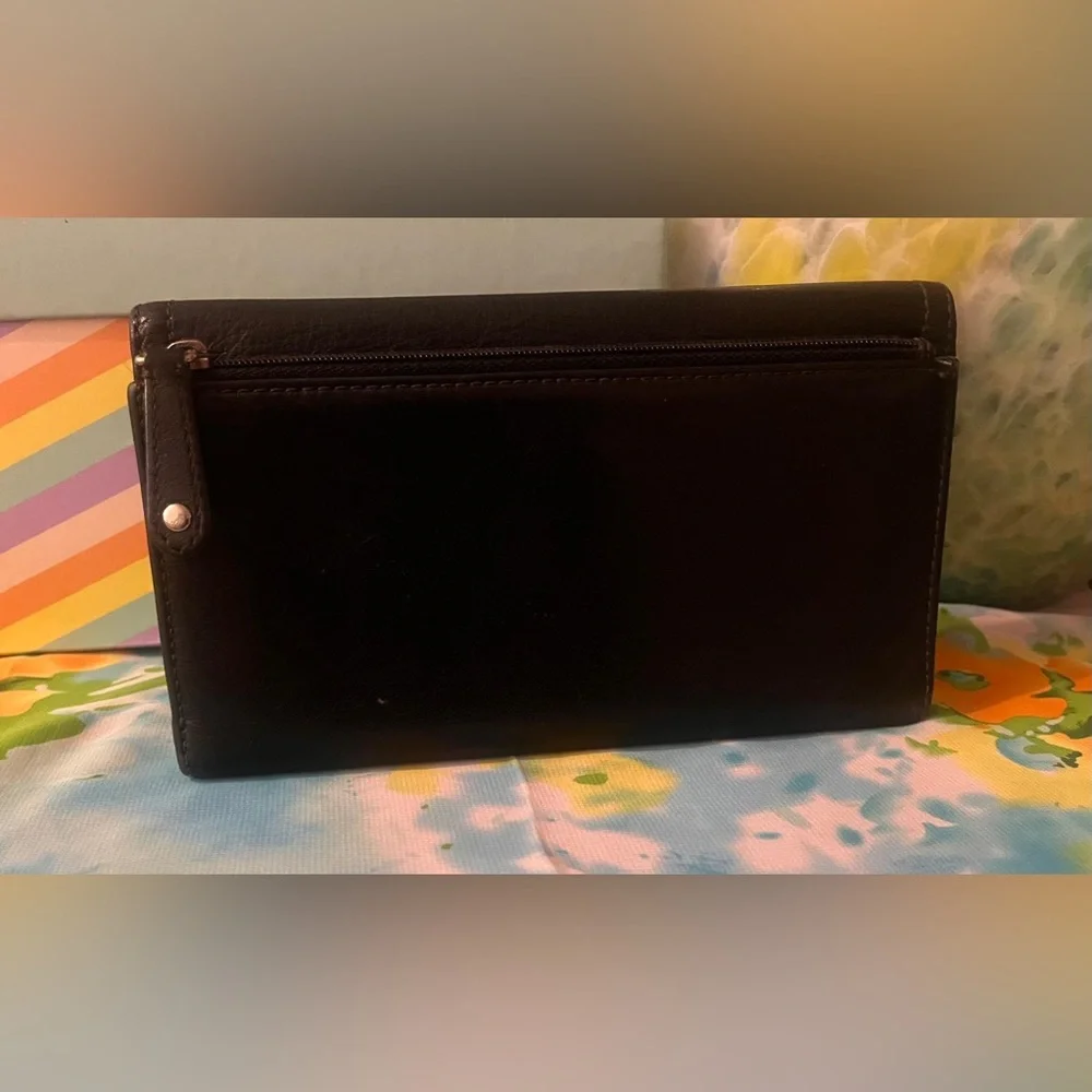 Coach Madison Black Leather Envelope Wallet with Horse & Carriage Silver Logo
